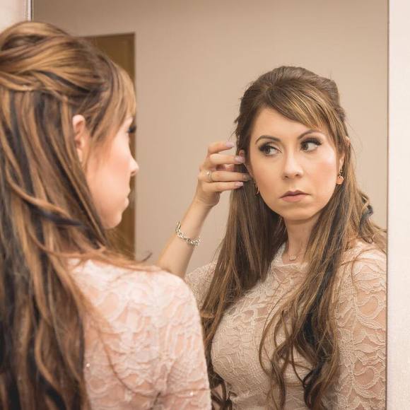 Meet your Posher, Amanda - Picture 1 of 1